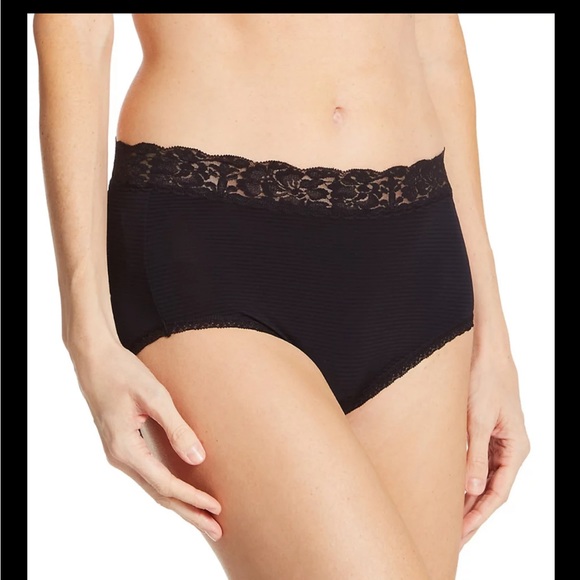 NWT Vanity Fair Radiant Collection Light & Luxe Brief Panties, 3 Pk , Sz S/5 - Picture 3 of 8